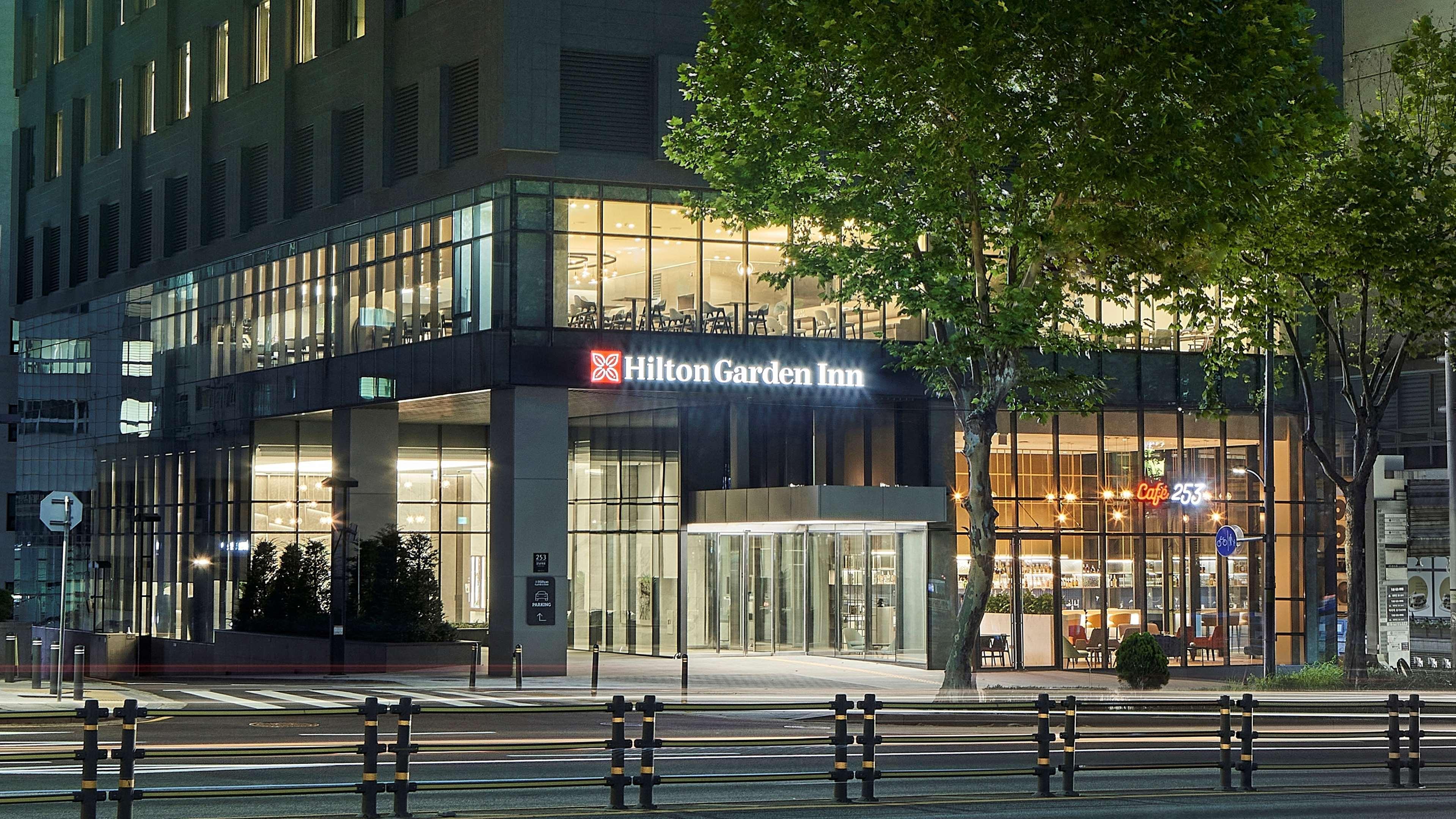 Hilton Garden Inn Seoul Gangnam Exteriör bild