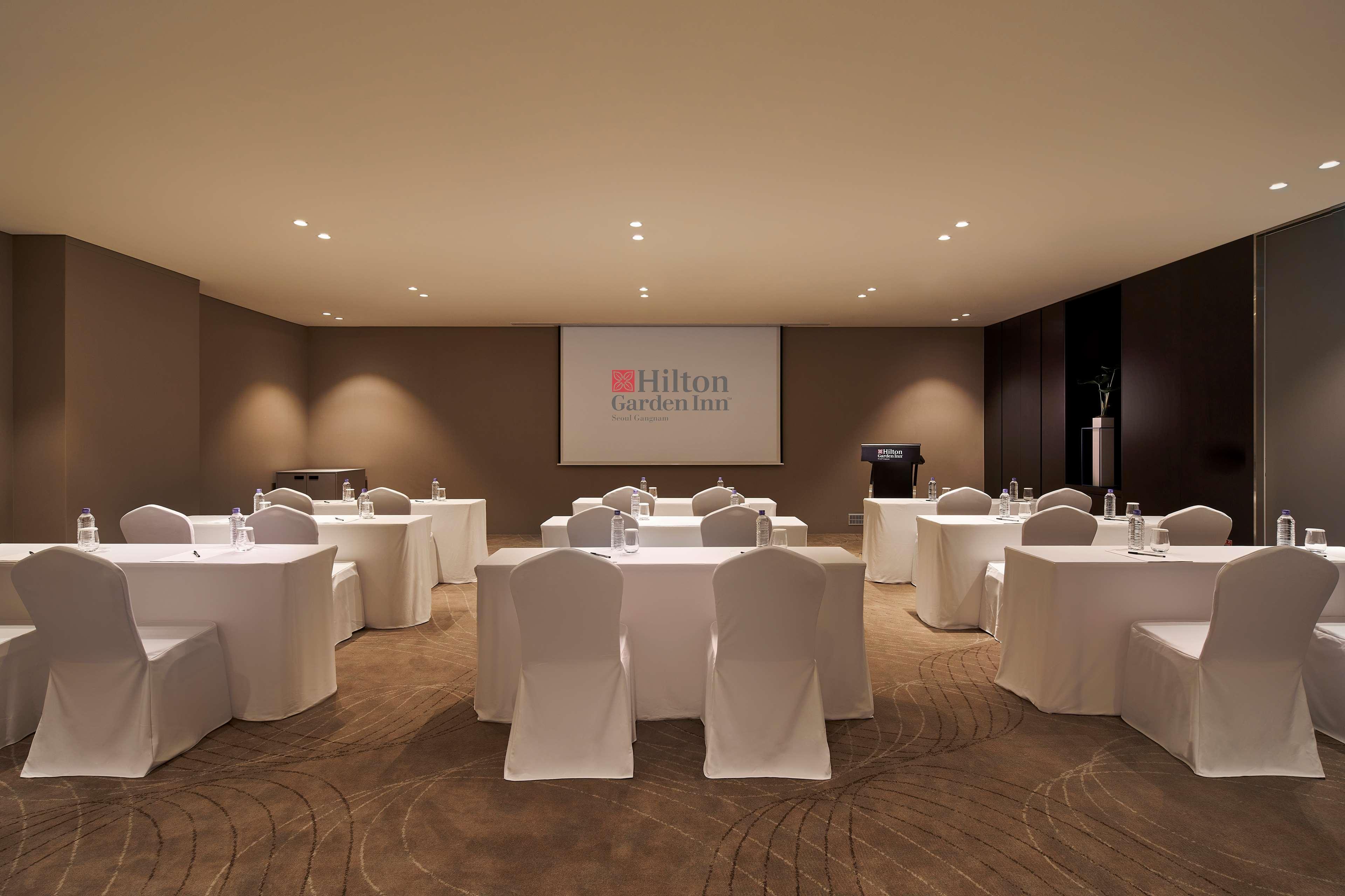 Hilton Garden Inn Seoul Gangnam Exteriör bild