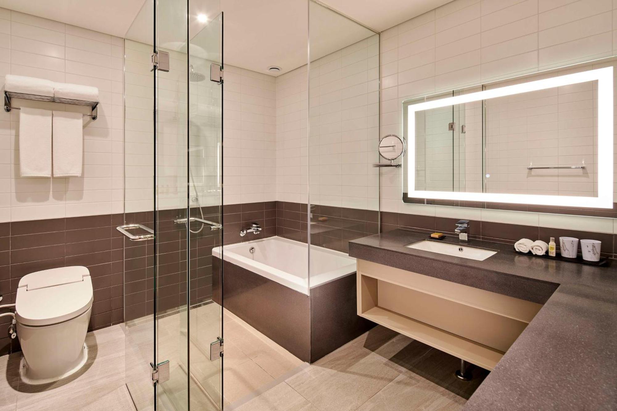 Hilton Garden Inn Seoul Gangnam Exteriör bild